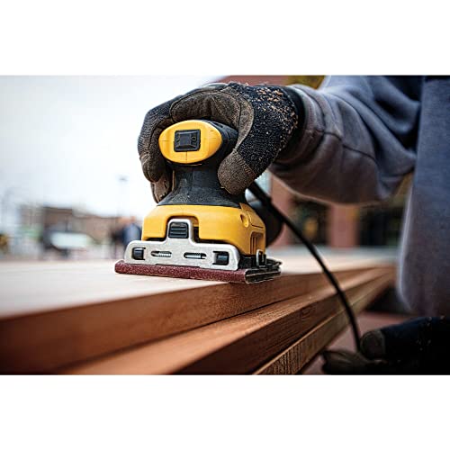 DEWALT Vibratiosnschleifer/Schwingschleifer (230 Watt, Schwingkreis-ø 1.6 mm, Schleifplatte 108 x 115 mm, Klettfix, AirLock kompatibel, inkl. Staubfangsack & Absaugadapter) DWE6411-QS