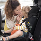 Maxi-Cosi Nomad Plus, Klappbarer Kindersitz, 15 Monate - 4 Jahre, 76 - 105 cm, Tragbarer Reiseautositz, Superkompakt & Leicht, Seitenaufprallschutz, Passt in Jedes Auto, Reisetasche, Authentic Black