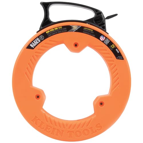 Klein Tools 56335 | Einziehband Federstahl 7,6 m | Elektriker Kabel-Einziehband mit Markierungen alle 30 cm | Strapazierfähig und flexibel | Griffiges, kompaktes Ziehband