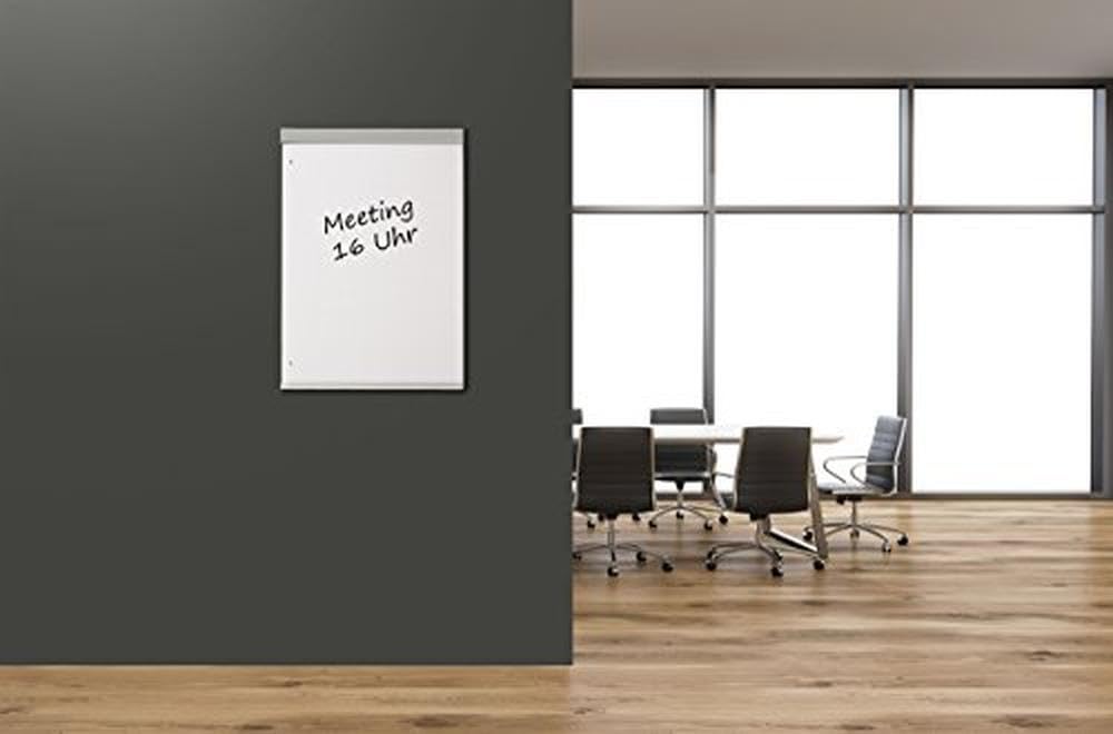 MAUL Flipchart MAULoffice 70 x 100 cm | Magnettafel für Wände und Türen | platzsparend im Büro | geeignet für Papier in verschiedenen Formaten | mit Ablage für Marker und Stifte | Silber