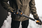 Fiskars Auto-Schneeschaufel, X-series, Teleskopierbar, Länge: 79,5-98,7 cm, Aluminium/Stahl/Kunststoff, Schwarz/Silber, 1057187