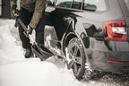 Fiskars Auto-Schneeschaufel, X-series, Teleskopierbar, Länge: 79,5-98,7 cm, Aluminium/Stahl/Kunststoff, Schwarz/Silber, 1057187