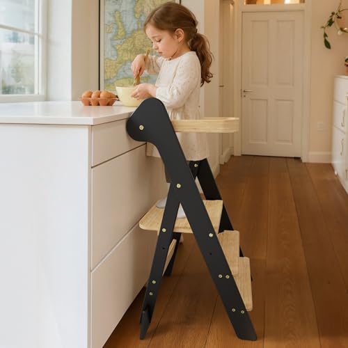 COSYLAND Lernturm ab 1 Jahr klappbar – iF Design Award Gewinner, höhenverstellbarer Lernturm mit Sicherheitsnetz, Montessori Learning Tower/Lernstuhl für Kinder, Foldi (Schwarz & Natur)