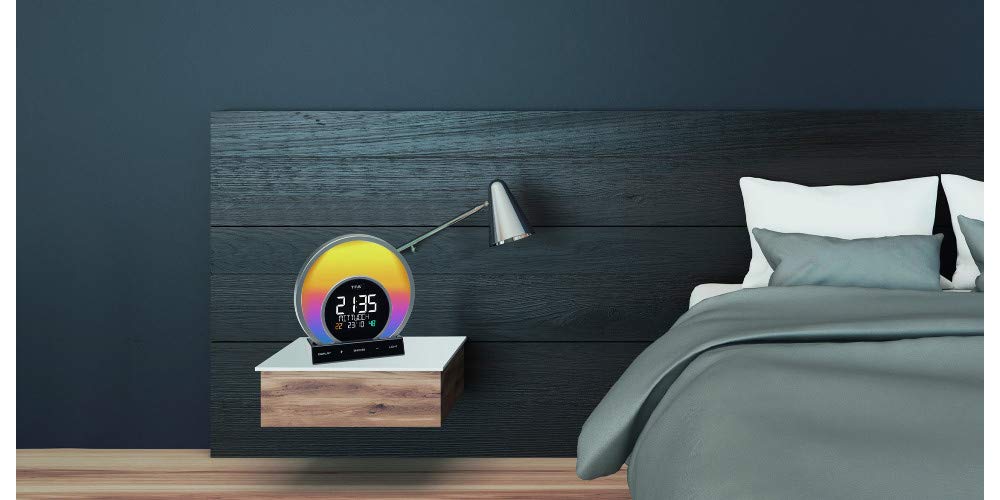 TFA Dostmann Digitaler Lichtwecker Soluna, 60.2026.01, mit Sonnenaufgang /Sonnenuntergangs Simulation, Wake Up Light, Meditationsmodus, Nachtlicht, Dimmbar, Weckfunktion mit Schlummerfunktion, schwarz