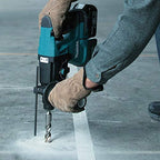 Makita Akku-Kombihammer für SDS Plus, ( 18 V/5, 0 Ah, im Makpac inklusiv 2 Akkus), DHR243RTJV, Blau, inkl. Staubabsaugung und 2x Akku 5,0 Ah