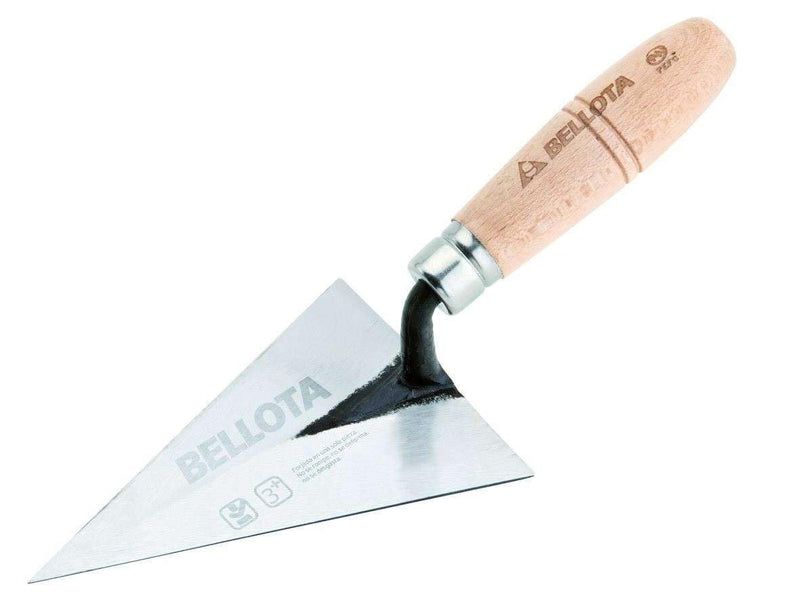Bellota dreieckige geschmiedete Kelle, Griff aus Buchenholz abgerundet 125 x 70 mm