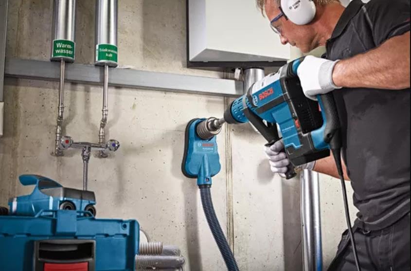 Bosch Professional Staubabsaugung GDE 68 (kompatibel mit allen bohrenden Geräten mit, max. 68 mm Bohrdurchmesser)