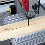 Einhell Bandsäge TC-SB 305 U (750W, 370-800 m/min Sägebandgeschw., 170mm Schnitth.), neigbarer Sägetisch, Parallel- und Winkelanschlag, Untergestell