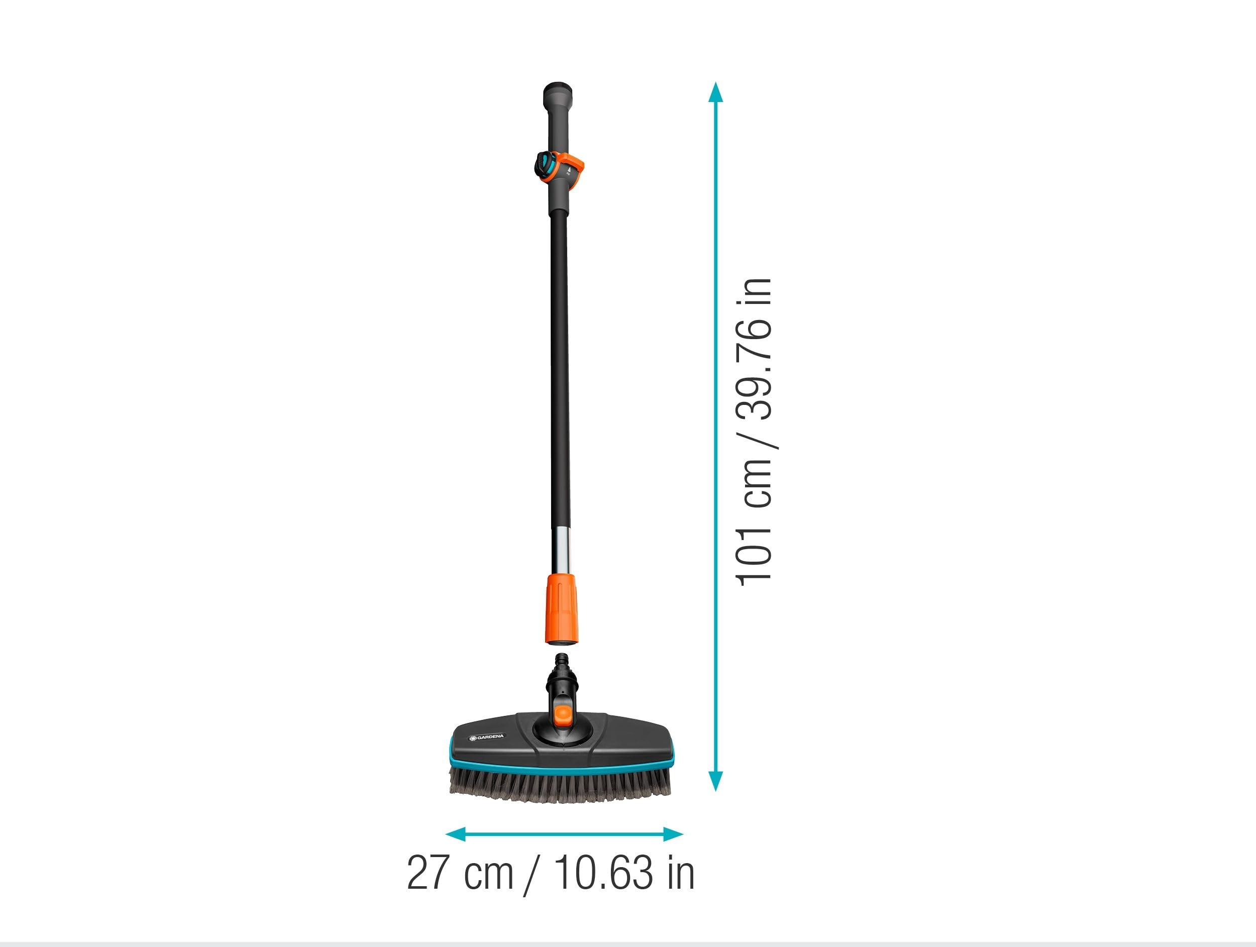Gardena Cleansystem Wasch-Set mit 90 cm Stiel S und Stielbürste Soft: Praktisches Reinigungsset, ideal zur effektiven Nassreinigung von größeren, empfindlichen Flächen, Reinigungstabs (18826-20)