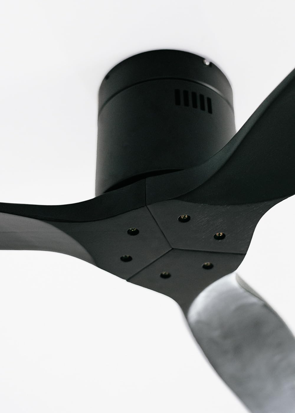 CREATE / WINDCALM M/Deckenventilator ABS Schwarz mit WLAN und Fernbedienung / 40W, Leise, Ø132cm, Timer von 1 bis 4 Std, DC-Motor, Sommer-Winterbetrieb