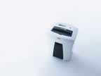HSM SECURIO C16 Aktenvernichter, Sicherheitsstufe P2, 17 Blatt, Blauer Engel zertifiziert, Leise & Energiesparend, Langlebig