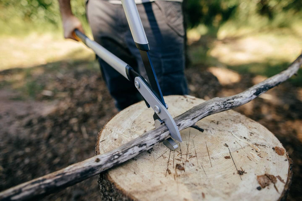 Fiskars PowerGearX Amboss-Getriebeastschere für trockenes und hartes Holz, Antihaftbeschichtet, Gehärteter Präzisionsstahl, Länge: 80 cm, Schwarz/Orange, LX99-L, 1020189
