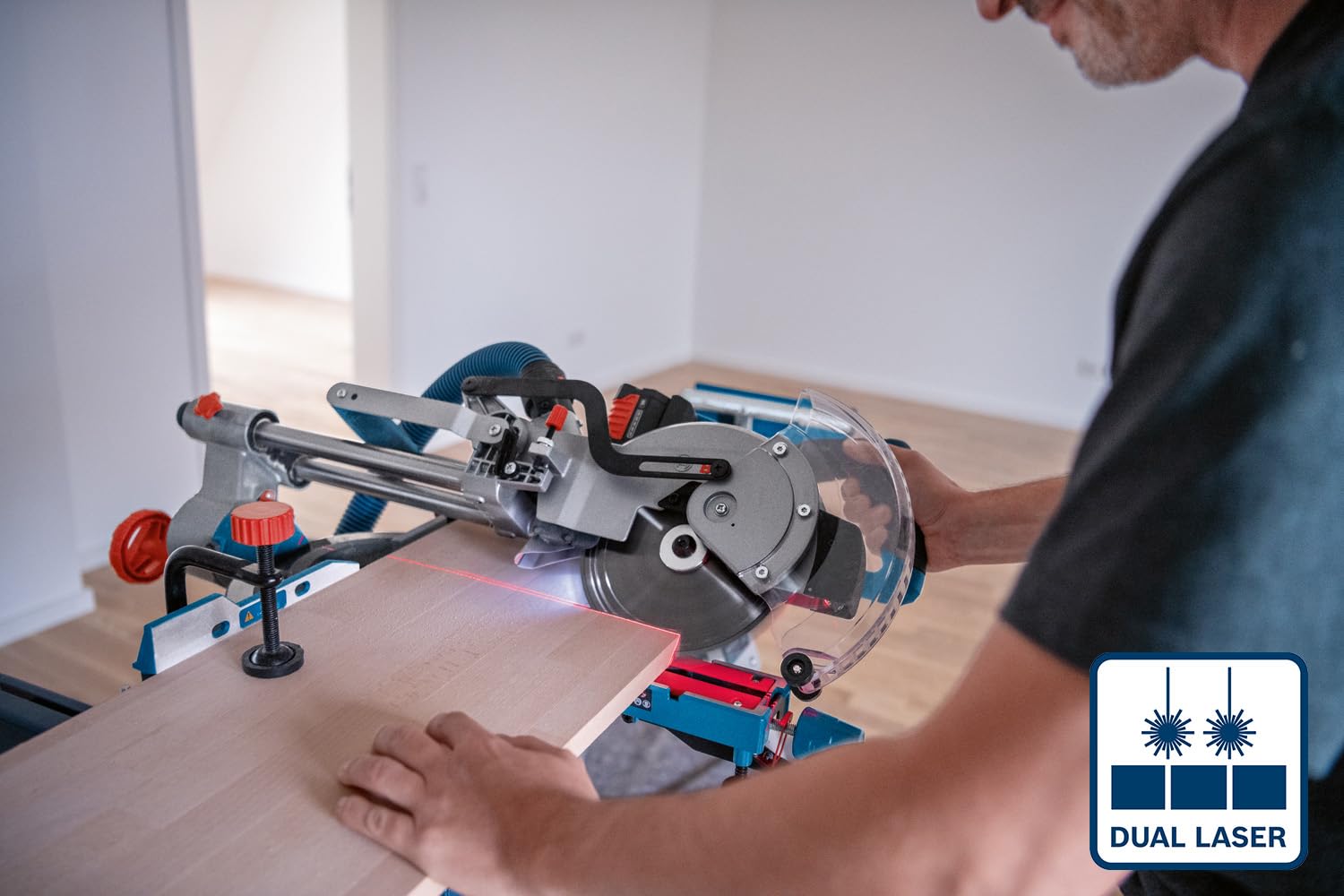Bosch Professional 18V System BITURBO Akku Kapp- und Gehrungssäge GCM 18V-216 D (inkl. 1x Kreissägeblatt, 2x Werkstückauflage, Staubbeutel, Spannzwinge, ohne Akku/Ladegerät)