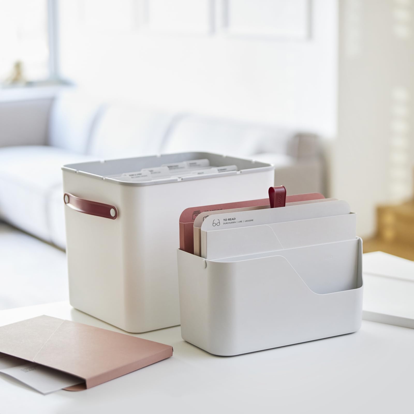 Rotho MYPAPER Set Dokumenten Ablage MY PAPER Plus, Set aus Organizer Dokumente und Ablagesystem mit Register, Kunststoff, weiss mit roten Mappen