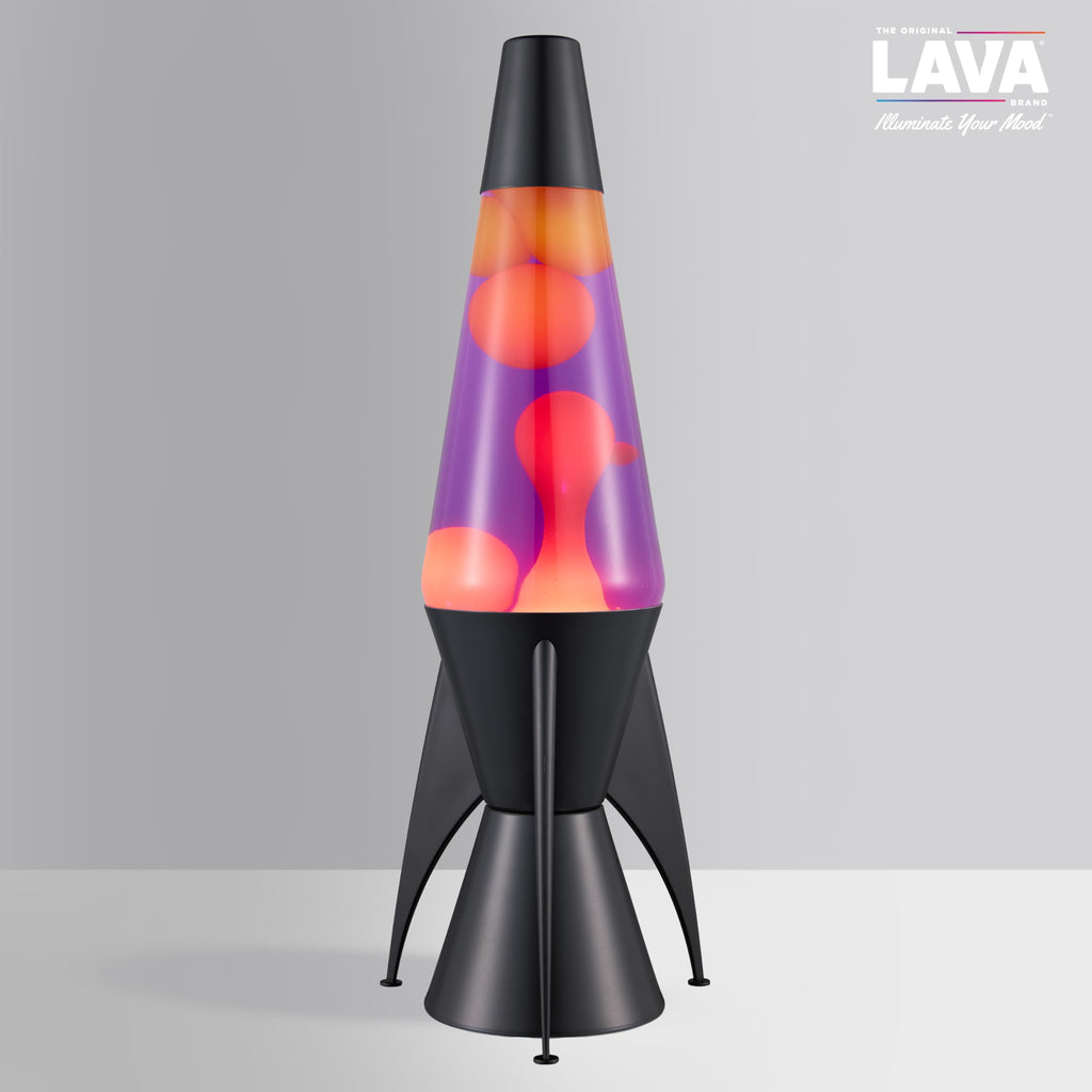 LAVA® – Lavalampe Evenfall Rocket 2391, gelbes Wachs, lila Flüssigkeit, dekorative Basis, Kappe und Raketenflossen, Original 14,5 Zoll Bewegungslampe der Marke LAVA®