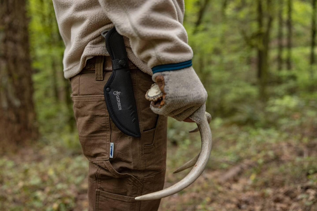 Gerber Outdoormesser mit Holster, Freeman Guide, Full-Tang-Konstruktion, Klingenlänge: 10,1 cm, Schwarz, 31-000588
