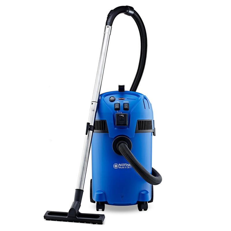Nilfisk Multi II 30L T Nass Trockensauger mit Steckdose - Staubsauger für Werkstatt, Haus, Garten und Auto (1400 W)
