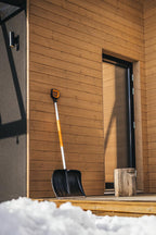 Fiskars Schneeräumer für große Schneemengen, X-series, Länge: 153,5 cm, Aluminium/Polymer, Schwarz/Orange/Grau, 1057178