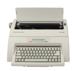Olympia - Schreibmaschine Olympia Carrera de Luxe MD - Elektronische Schreibmaschine mit Korrekturspeicher - inkl. Farbband - Schriftgröße 10-15 - Automatischer Papiereinzug