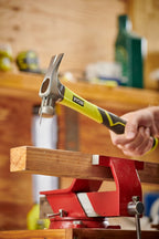 RYOBI Klauenhammer RH16FSS, Magnetischer Nagelhalter, 450 g, glatte Schlagfläche, Rutschfester Griff