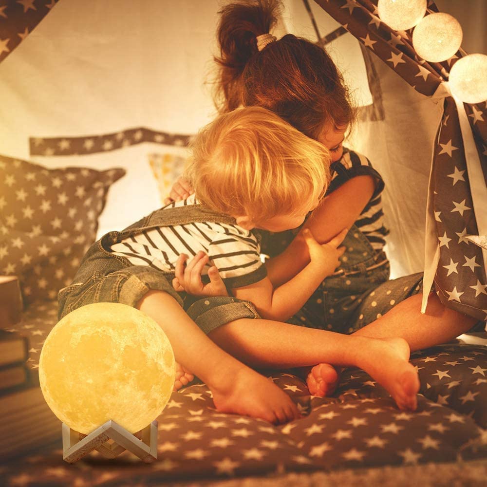 AGM 3D Mondlampe 15CM 2 Farben, USB wiederaufladbare Berührungslampe Empfindliches Nachtlicht mit Holzständer für Schlafzimmer