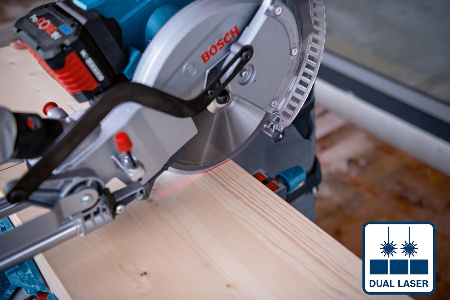 Bosch Professional 18V BITURBO Akku Kapp- und Gehrungssäge GCM 18V-254 D (Schnitte bis 90 x 305mm, inkl. 1x Kreissägeblatt, 2x Werkstückauflage, Staubbeutel, Spannzwinge, ohne Akku/ Ladegerät)