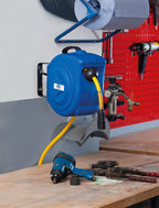 as - Schwabe automatische Druckluftschlauchtrommel 12 bar – 10 m PVC-Schlauch, 1 m Anschlussschlauch - Aufroller mit Schlauchstopp und Verschlusskupplung - Blau, 12612