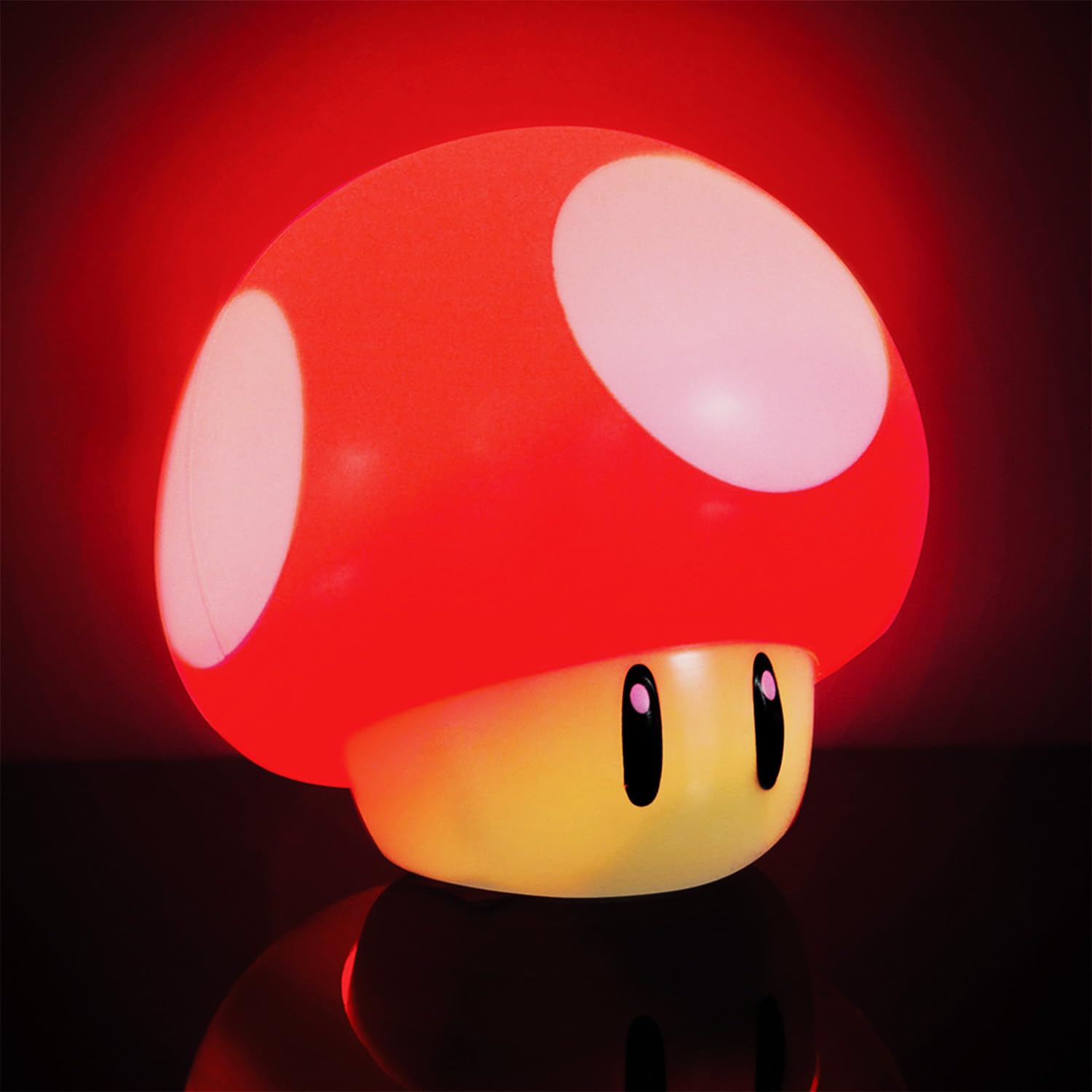 Super Mario Brothers Mushroom Figurenlicht - Offiziell lizenziertes Sammler-Movie-Merchandise mit Sound, Geschenk für Jungen, Kinderzimmer-Zubehör, Bunt, Rot