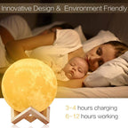 AGM 3D Mondlampe 15CM 2 Farben, USB wiederaufladbare Berührungslampe Empfindliches Nachtlicht mit Holzständer für Schlafzimmer