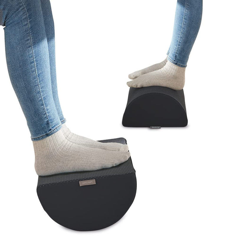 Leitz Schreibtisch-Fußstütze, verstellbare Bein- & Kniestütze, ideal im Home Office, lindert Schulter- & Rückenschmerzen, Schaumstoff mit Stoffbezug, IGR-zertifiziert, Ergo Cosy Serie, Grau, 53710089