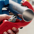 KNIPEX TubiX XL Rohrabschneider in Blister 260 mm, 90 31 03 BK
