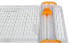 Fiskars Tragbare Papierschneidemaschine, SureCut, A5-Hochformat, A4-Querformat, Mit Schnittlinienführung, Weiß/Orange, 1077798