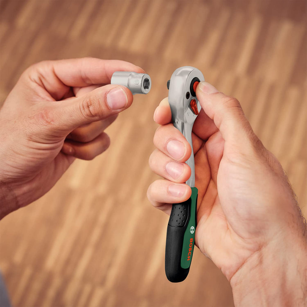 Bosch Ratschen / ¼"Steckschlüsselsatz-Set, 34-teilig (hochwertiger und vielseitiger Steckschlüsselsatz für zahlreiche Heimwerkeraufgaben; ergonomischer Griff mit Softgrip; magnetische Bit-Aufnahme)