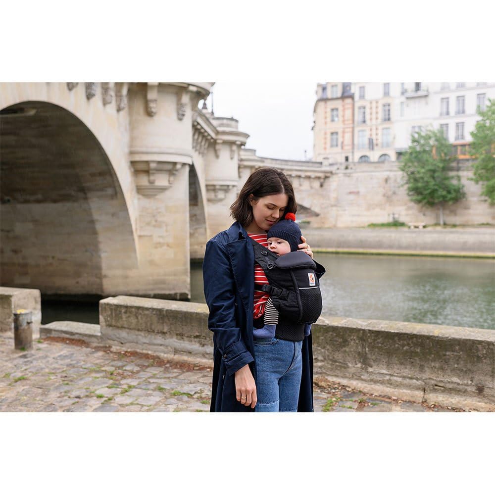 Ergobaby Adapt Babytrage für Neugeborene ab Geburt, 3-Positionen SoftFlex Mesh Ergonomische Babybauchtrage Rückentrage Baby-Tragetasche, Onyx Black