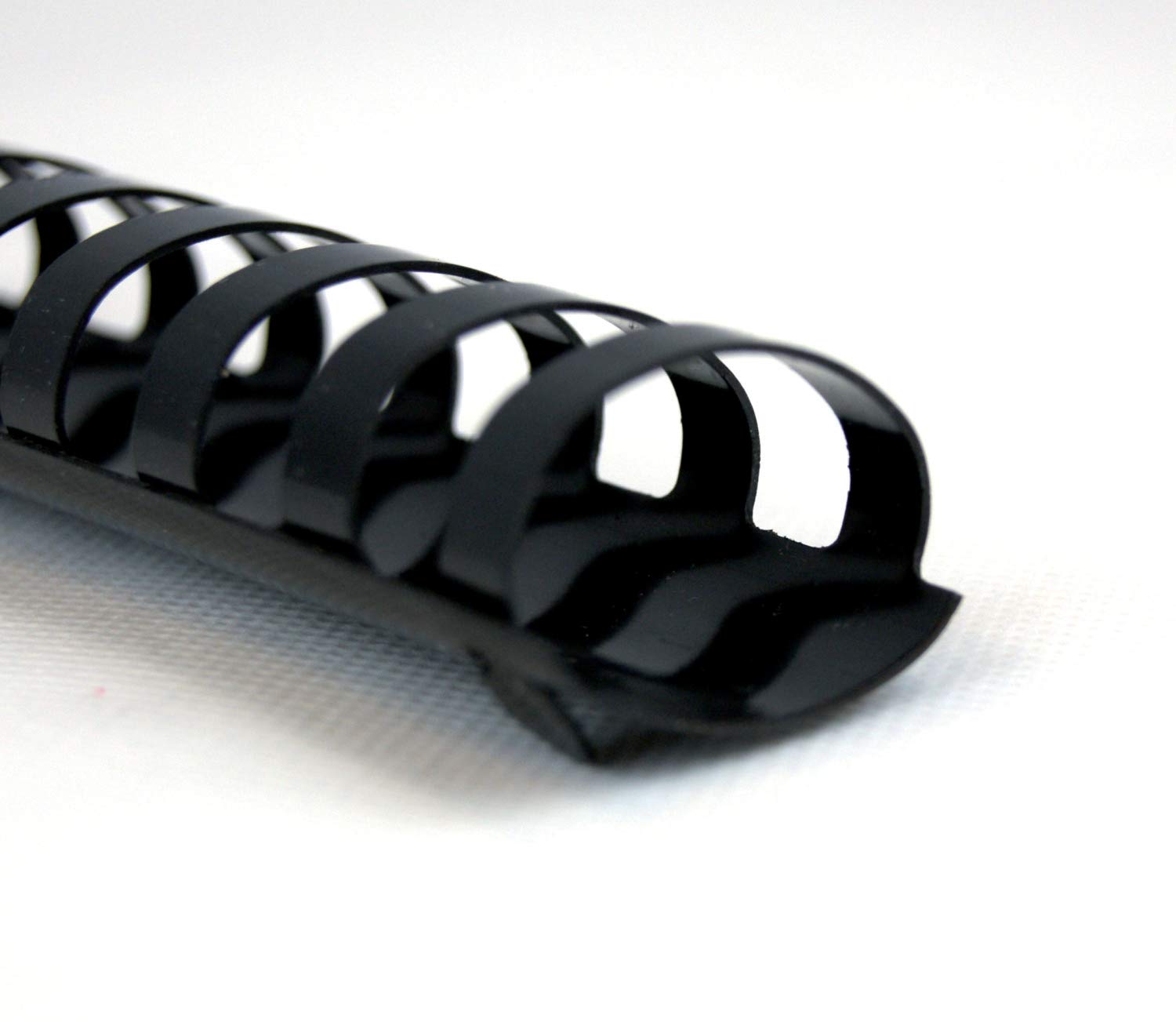GBC 335000 Binderücken Plastik, A4, 21 Ringe, oval 32 mm, für 280 Blatt, schwarz (50 Stk)