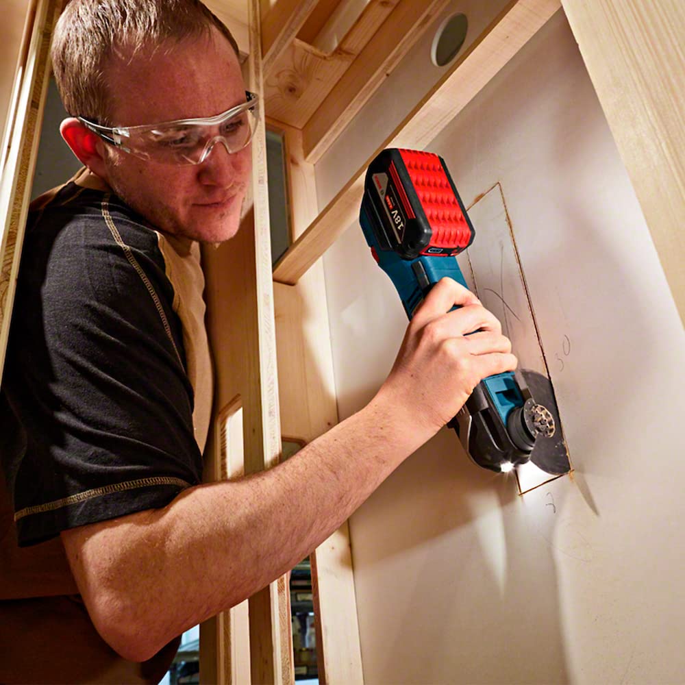 Bosch Professional 18V System Akku Multi Cutter GOP 18V-28 (Oszillationswinkel: 1,4°, ohne Akku/ Ladegerät)