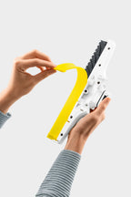 Kärcher Akku-Fenstersauger WV 6 Plus, extra lange Akkulaufzeit von 100 min, LED-Ladezustandsanzeige, wechselbare Absaugdüse: 280 mm, Sprühflasche mit Mikrofaserbezug, 20 ml Fensterreiniger-Konzentrat