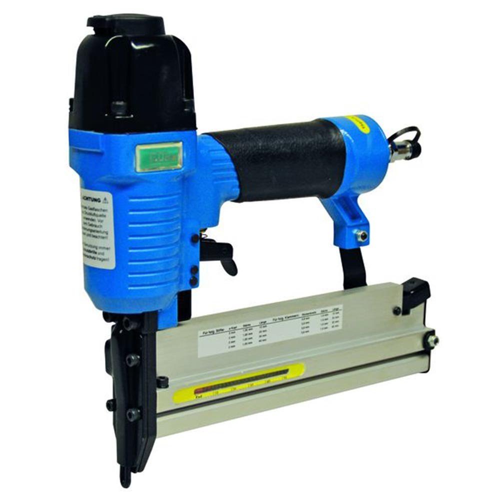 Güde Druckluft-Klammergerät/Nagler (max. 6 bar, Test GUT - SEHR GUT, Tiefenkontrollrad, Sicherheitsschlagsperre, inkl. 1500 Klammern (20/32/40 mm) & 2000 Stifte (25/40 mm), Ölflasche, Tragekoffer)