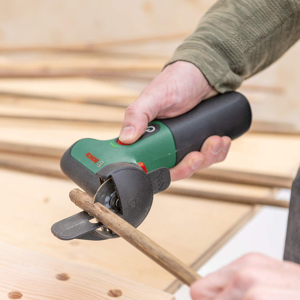 Bosch Mini-Winkelschleifer EasyCut&Grind (Holz (Rundhölzer), Kunststoff, Karton und Metall trennen; 2,0 Ah Akku; 7,2 Volt; im Karton)