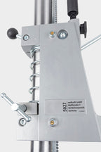 wolfcraft Bohrständer - Verstellbare Halterung für Bohrmaschinen - zum exakten & sicheren Bohren auf Flächen, Leisten & Rundmaterial - 5027000