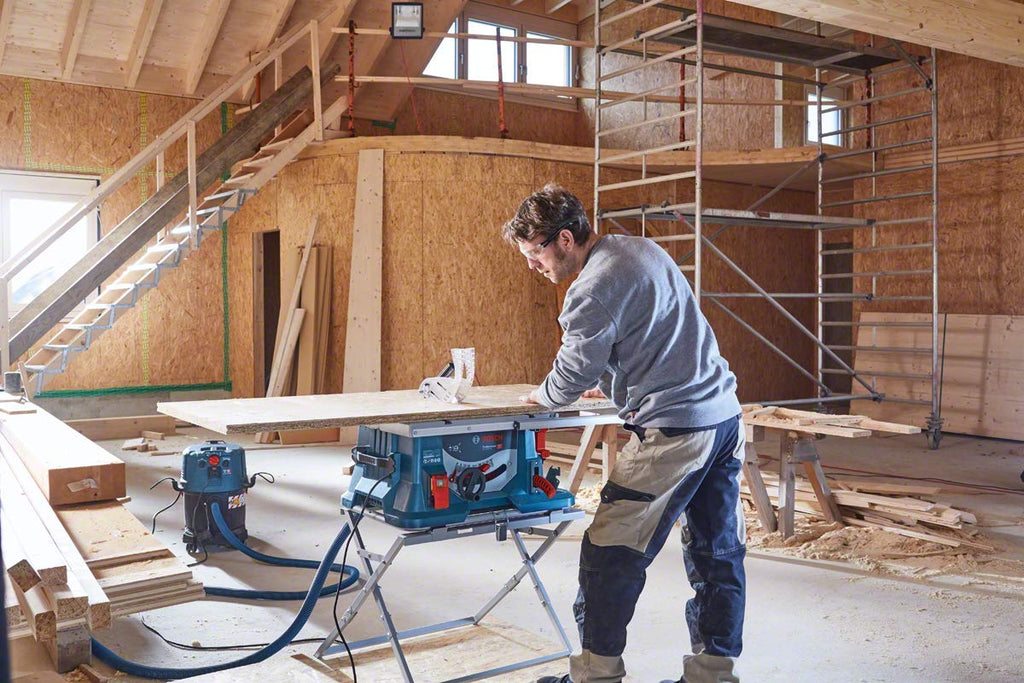 Bosch Professional Tischkreissäge GTS 635-216 (1600 Watt, Sägeblatt-Ø: 216mm, Sägeblattbohr-Ø: 30mm, inkl. 1x Kreissägeblatt)