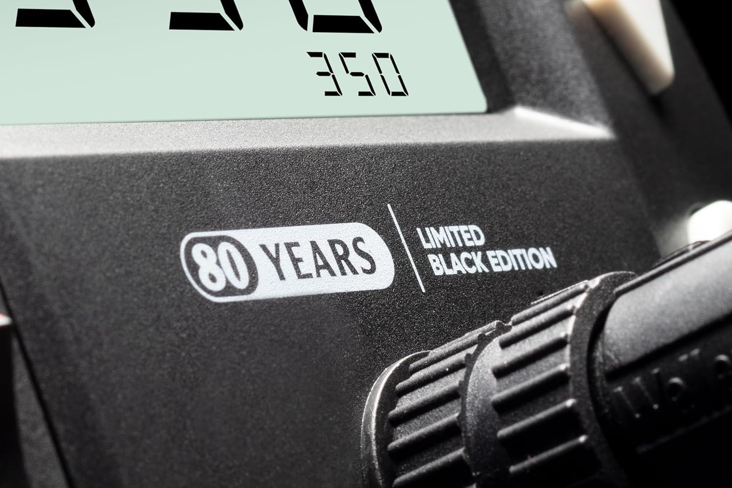 Weller WE 1010 (T0053298393) 70W/230V Digitale Lötstation, Limitierte Schwarze Edition zum 80. Jubiläum inkl. Geschenk-Lötspitze