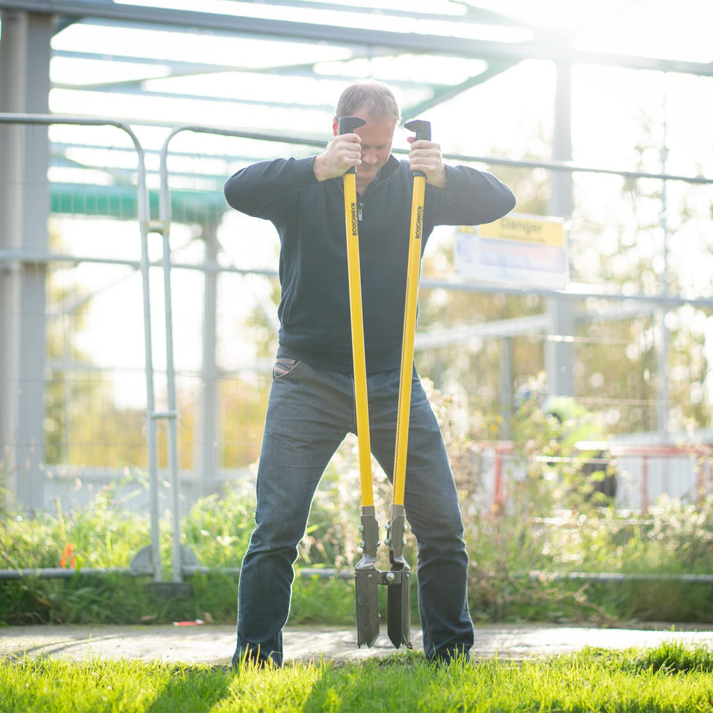 Roughneck Sharp-Edge Pfostenlochspaten – Stabiler Fiberglasgriff mit gezackten Stahlklingen und Tiefenmesser für Zaun-, Landschafts- und Erdarbeiten – 1,46 m (57½ Zoll)