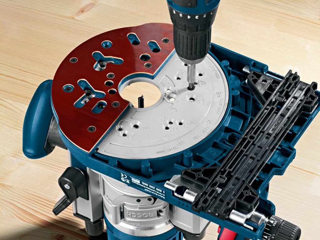 Bosch Professional Adapter für Führungsschiene FSN OFA (für den Einsatz beim geführten Fräsen mit Bosch FSN Führungsschienen)