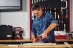 Einhell Mini-Handkreissäge TC-CS 89 (600 W, 7200 min^-1, 27 mm Schnitttiefe, 10 mm Sägeblattaufnahme, Spindelarretierung, TCT Sägeblatt, Parallelanschlag)