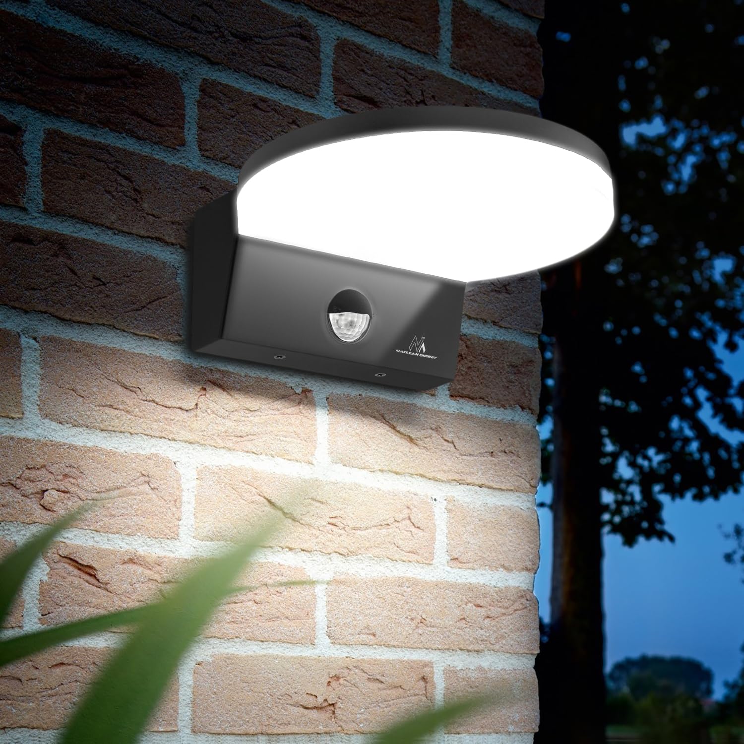 Maclean MCE344 LED Wandleuchte mit PIR Bewegungssensor und Dämmerungssensor, 15W 1560lm Wandlampe IP65 Wasserdicht Außenlampe 4000K Neutralweiß, für Außen- und Innenbereich (Grau)