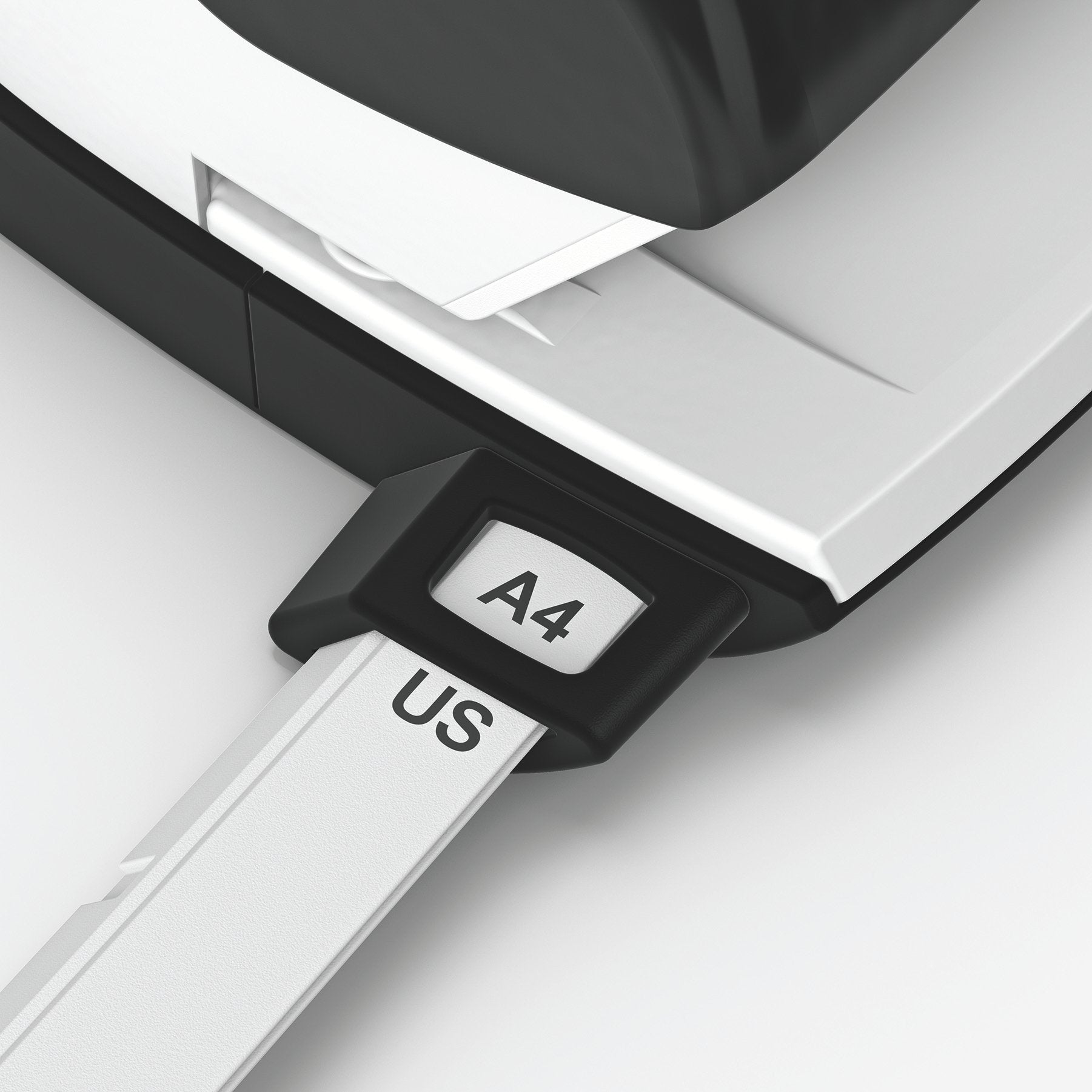 Leitz Büro Heftgerät und Locher-Set, Für 30 Blatt, Ergonomische Design, Schwarz, NeXXt-Serie, 50950095