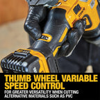 Dewalt 18V Akku-Pendelhubstichsäge DCS335NT (bürstenlos, verstellbarer Alu-Druckguss-Sägeschuh, 3-fach Pendelhub, inkl. Absaugadpater, Sägeschuh-Schutzauflage, TSTAK Box II, Lieferung ohne Akku)