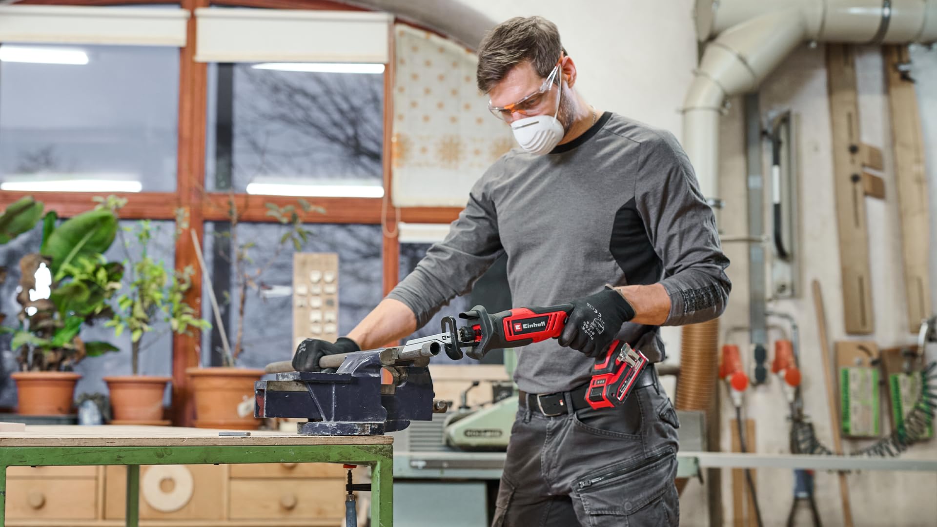 Einhell Akku-Universalsäge TE-AP 18/13 Li-Solo Power X-Change (18 V, 13 mm Hubhöhe, 50 mm Schnitttiefe Holz, handliches Design, inkl. Zubehör, ohne Akku)