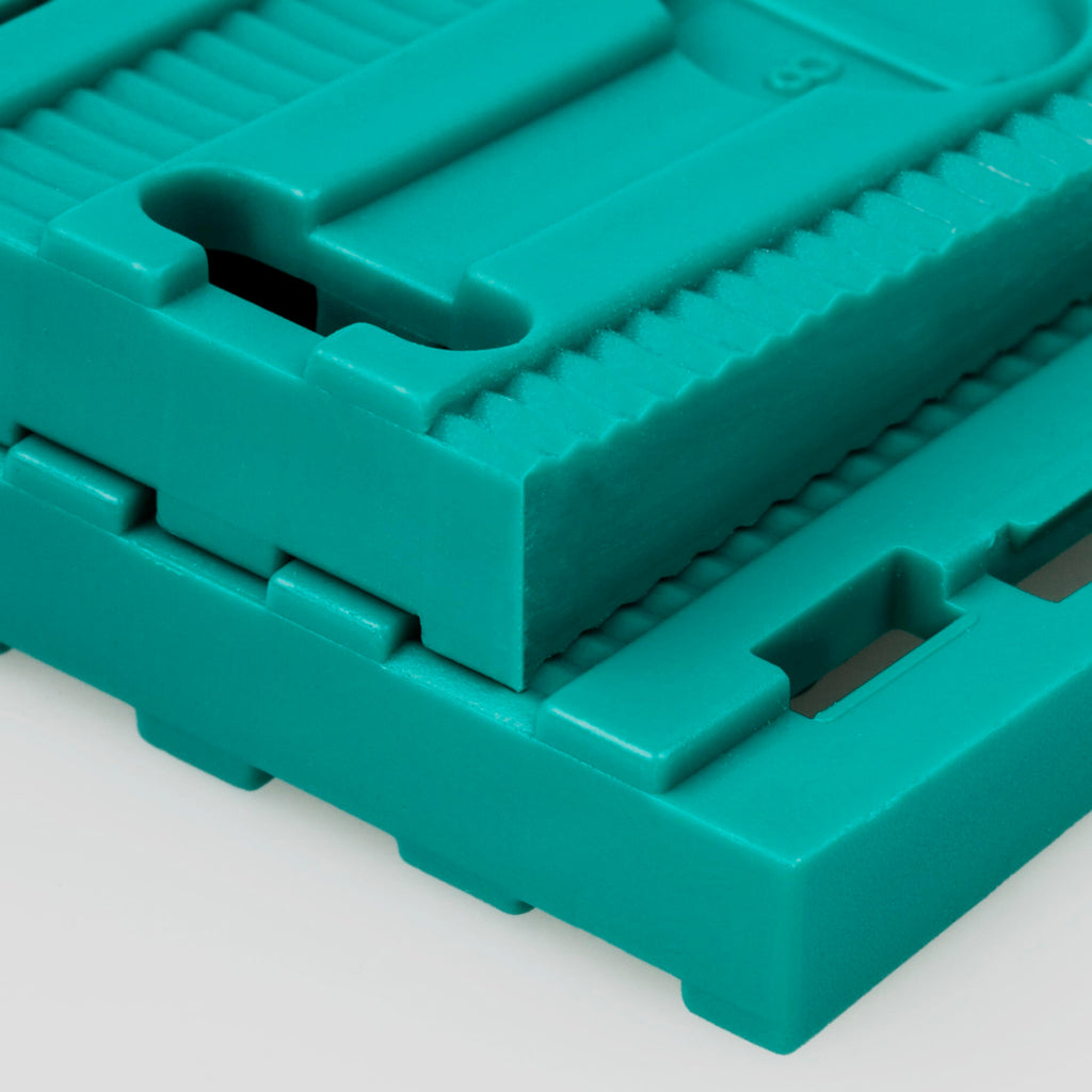 wolfcraft Projekt-Set „Vinyl & Laminat verlegen“ - 8638000 - Profi-Schneider für Vinyl und Laminat und 30 hochwertige Universal-Keile - Staubfreies Schneiden, Einfacher Zuschnitt